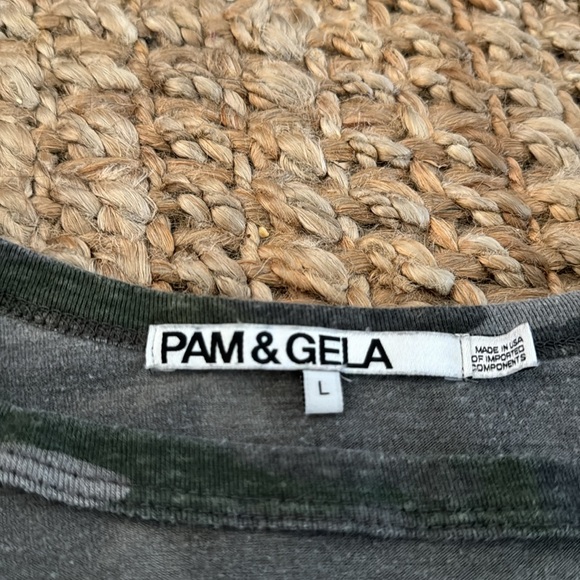 RARE PAM & GELA OVERSIZED CAMO ARMY TEE LASOR CUT CHOKER RIPPED V NECK - Picture 4 of 7